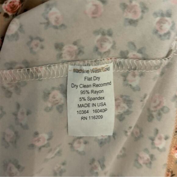 Velvet Torch Puff Sleeve Sage Floral Mini Dress XS NWT Romantic - Picture 4 of 4